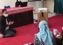 FMIPA Universitas Indonesia Beri Penyuluhan di Kelurahan Pondok Cina Soal Pembuatan Hand Sanitizer